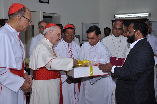 Cardinal Filoni releases CBCI’s Catholic Directory of India