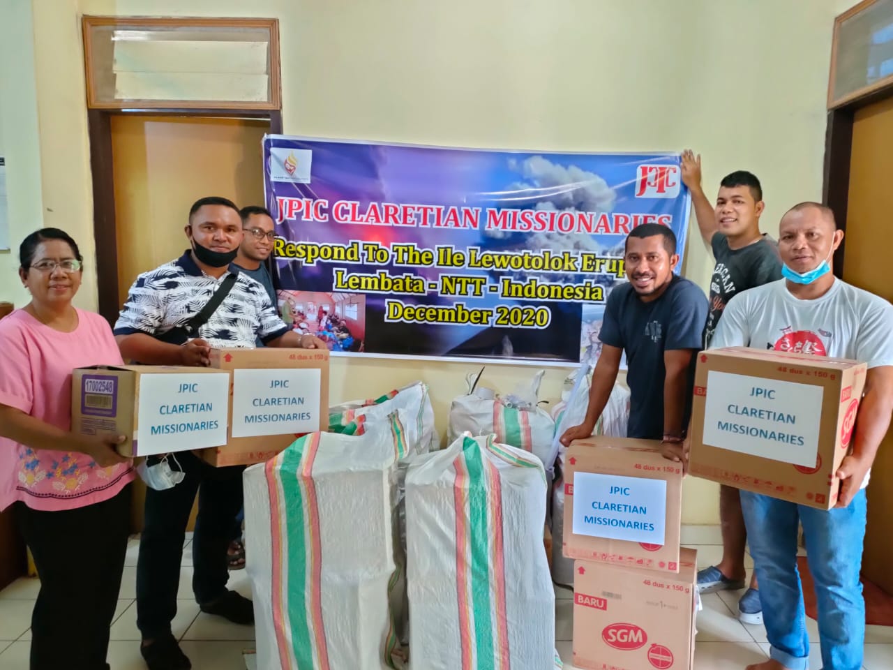 Solidaridad con las víctimas de la erupción de Ile Lewotolok