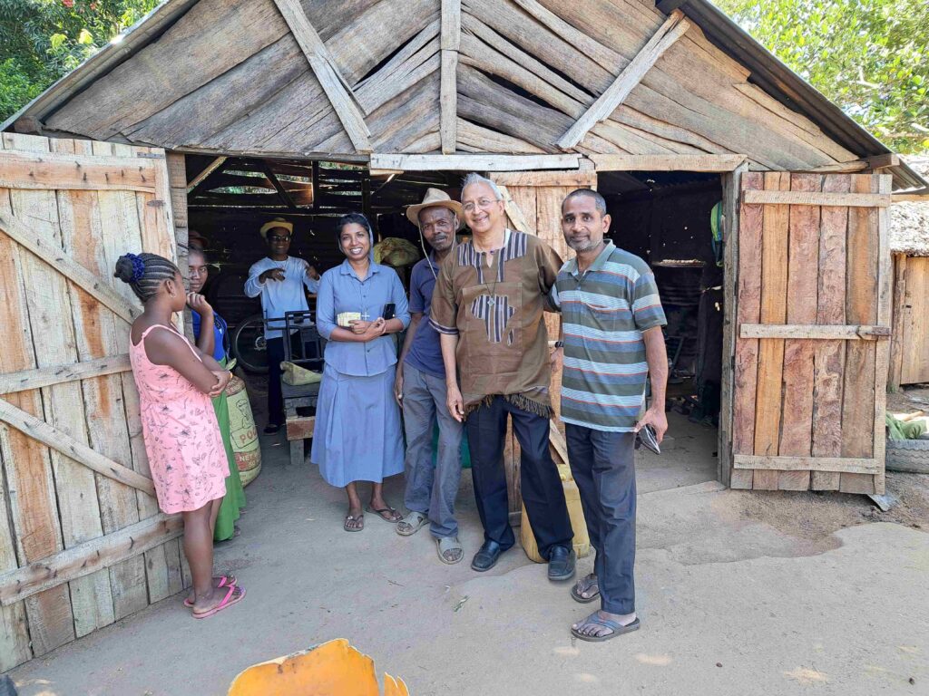 Visit Of Fr Mathew V Madagascar November 2023 6 1